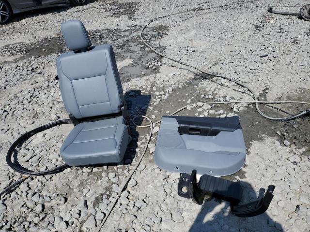 Photo 11 VIN: 1FT8W3BAXPED51651 - FORD F350 SUPER 