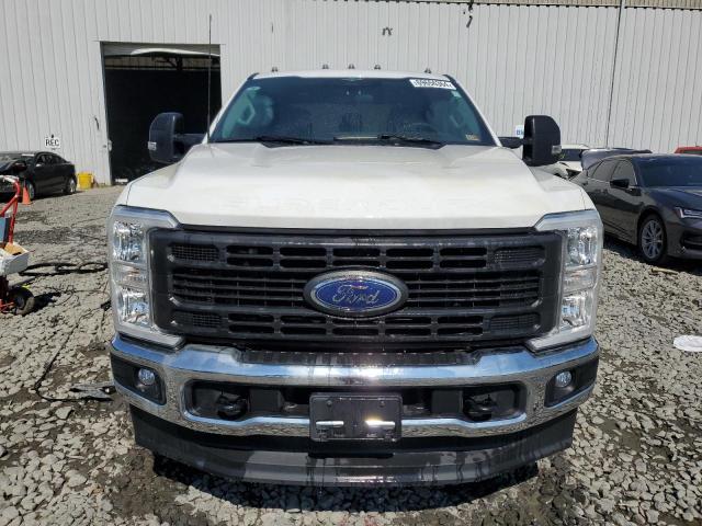 Photo 4 VIN: 1FT8W3BAXPED51651 - FORD F350 SUPER 