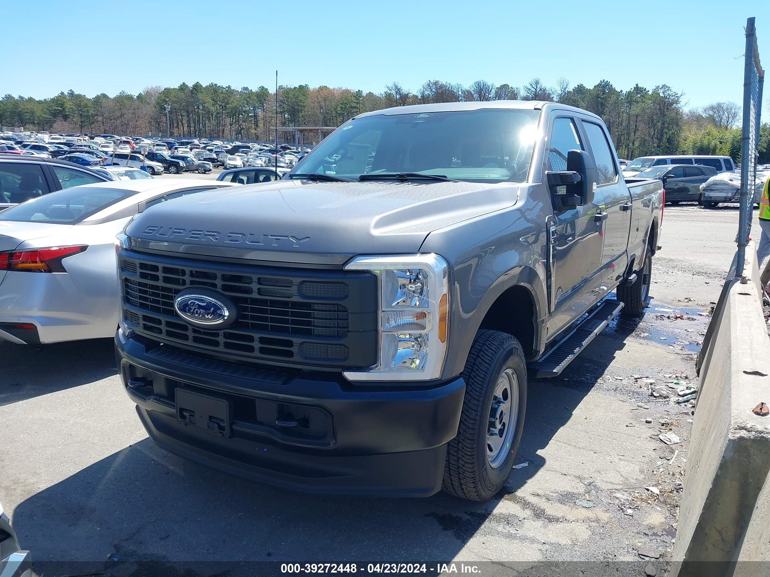 Photo 1 VIN: 1FT8W3BAXRED76407 - FORD F350 