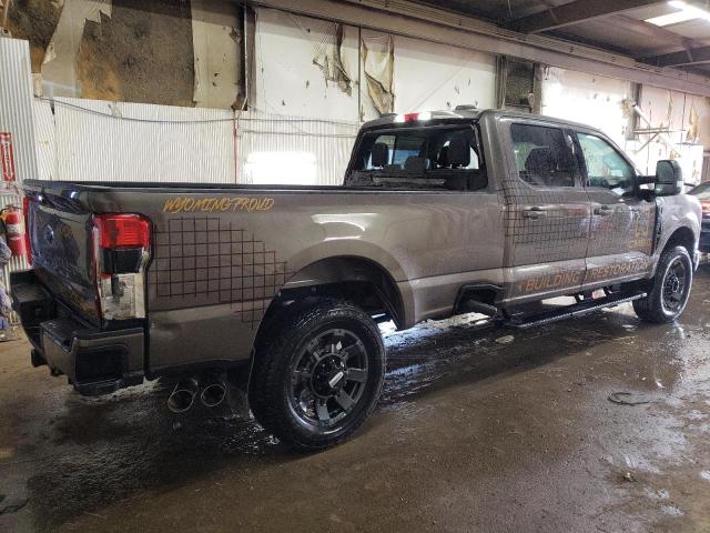 Photo 2 VIN: 1FT8W3BM1PED09797 - FORD F350 