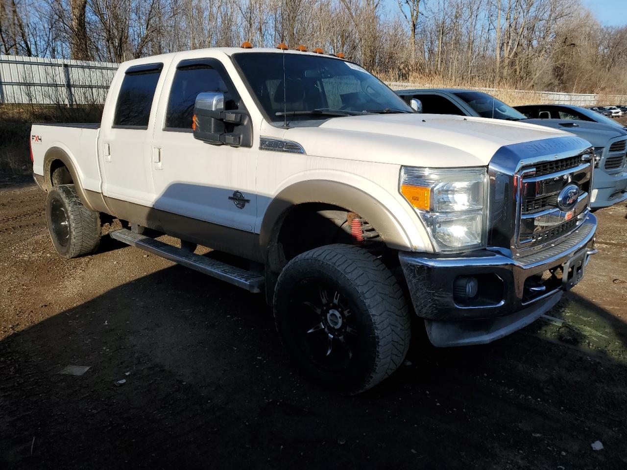 Photo 3 VIN: 1FT8W3BT0BEC87100 - FORD F350 