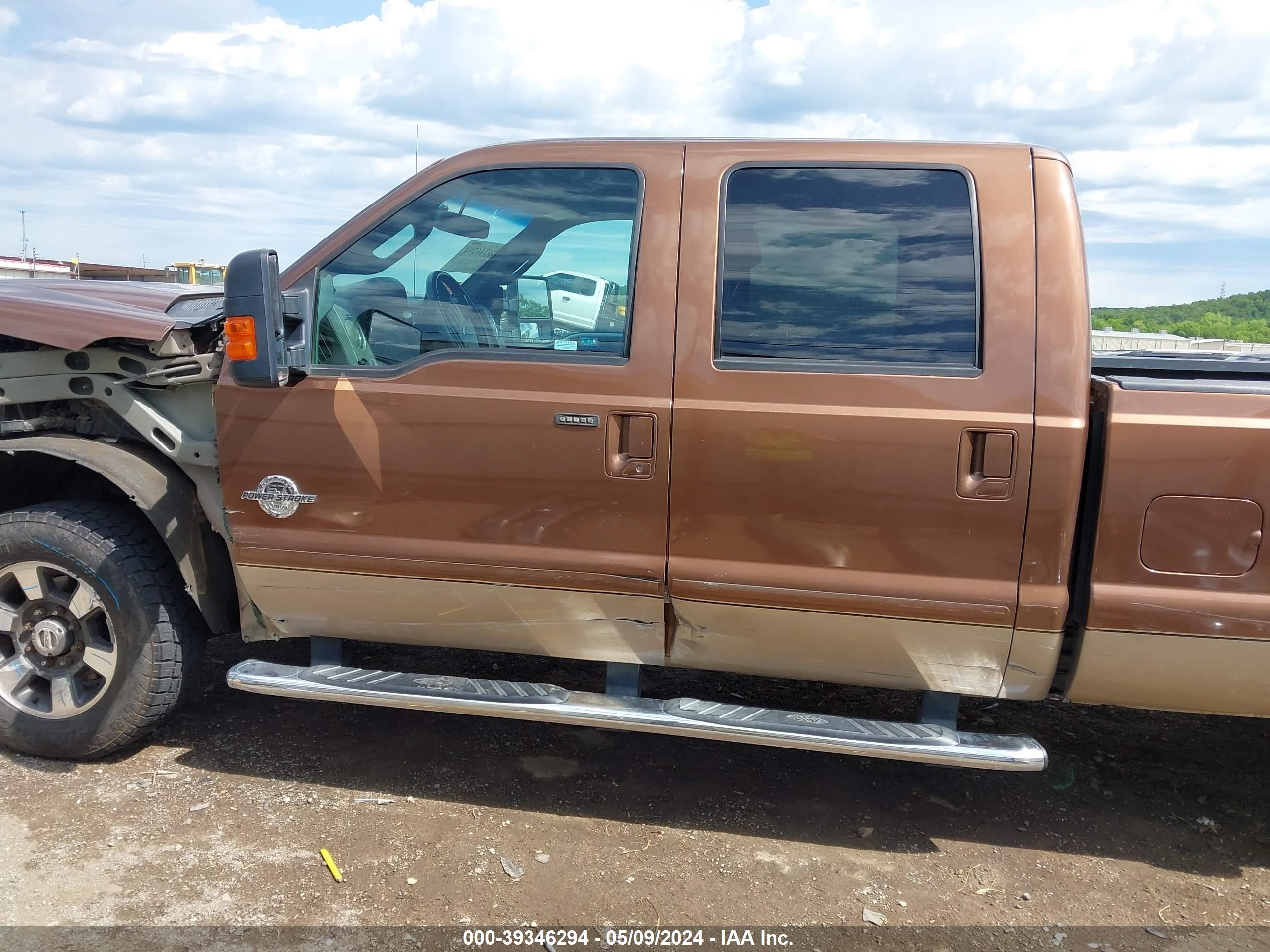 Photo 16 VIN: 1FT8W3BT0CEB40602 - FORD F350 