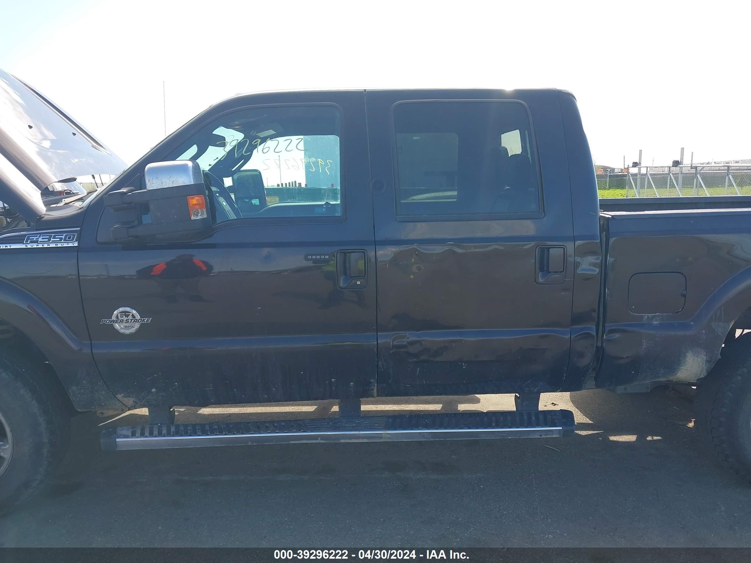 Photo 13 VIN: 1FT8W3BT0EEB07683 - FORD F350 