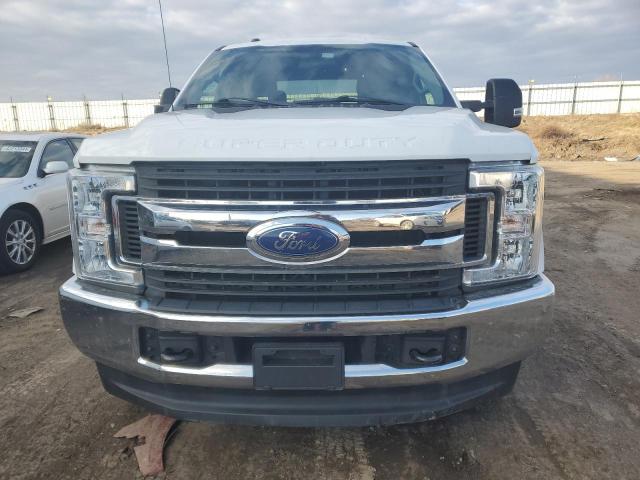 Photo 4 VIN: 1FT8W3BT0JEC44181 - FORD F350 