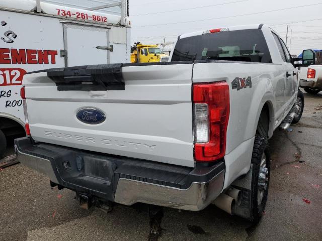 Photo 2 VIN: 1FT8W3BT0JEC44181 - FORD F350 