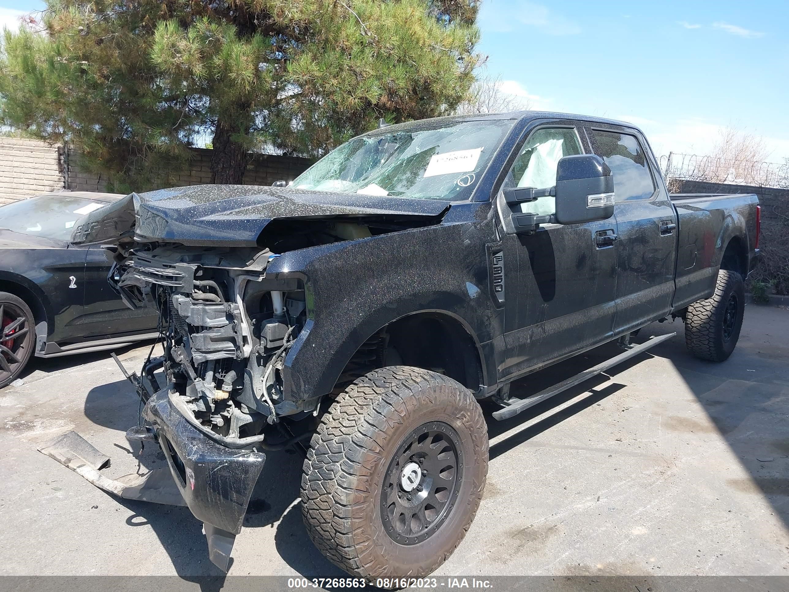 Photo 1 VIN: 1FT8W3BT0KEG04681 - FORD F350 