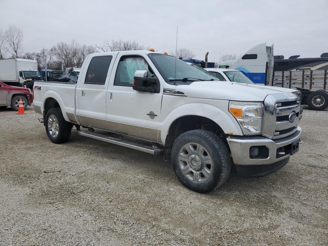 Photo 3 VIN: 1FT8W3BT1DEA12743 - FORD F350 