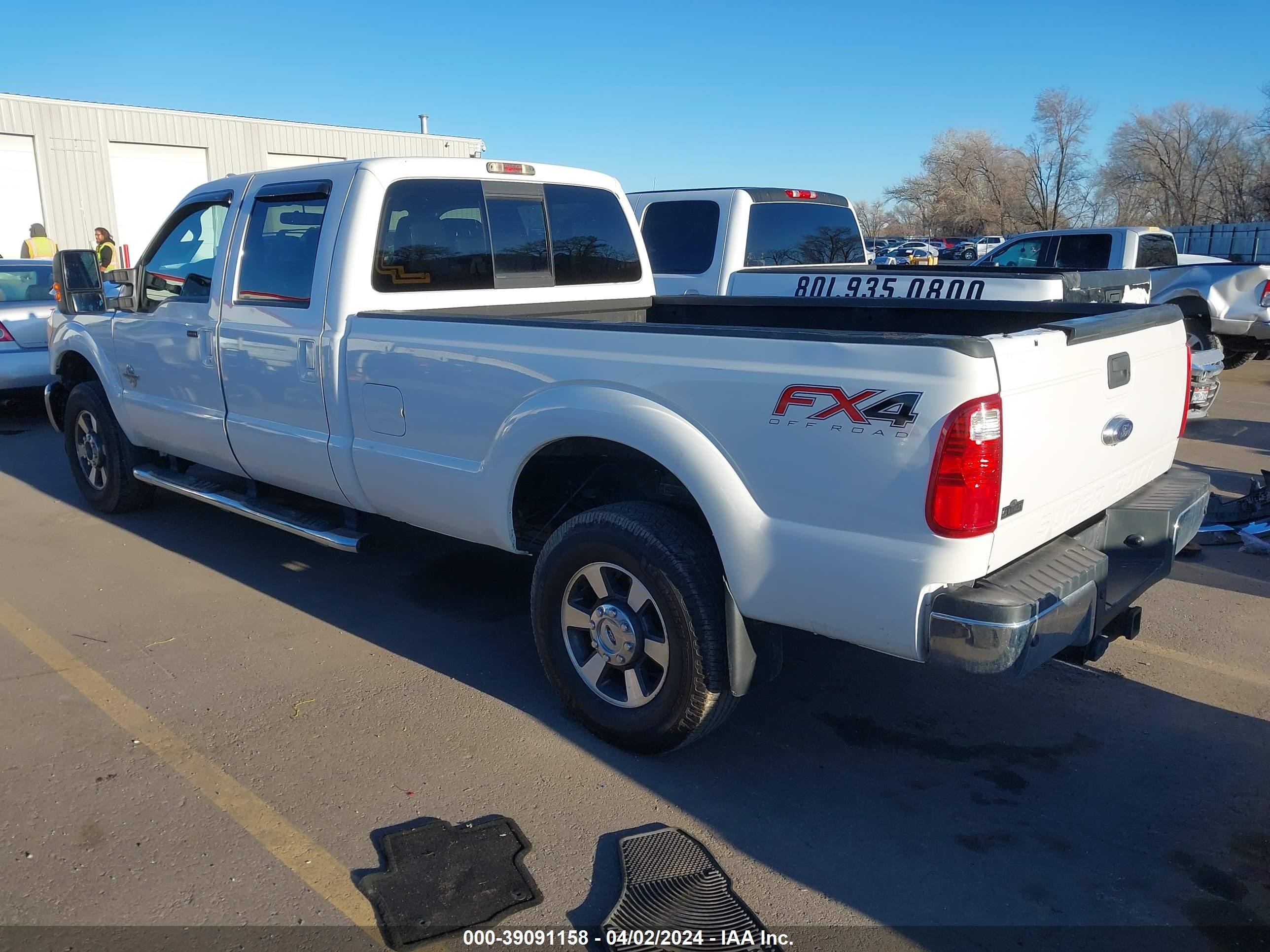 Photo 2 VIN: 1FT8W3BT1DEB62433 - FORD F350 