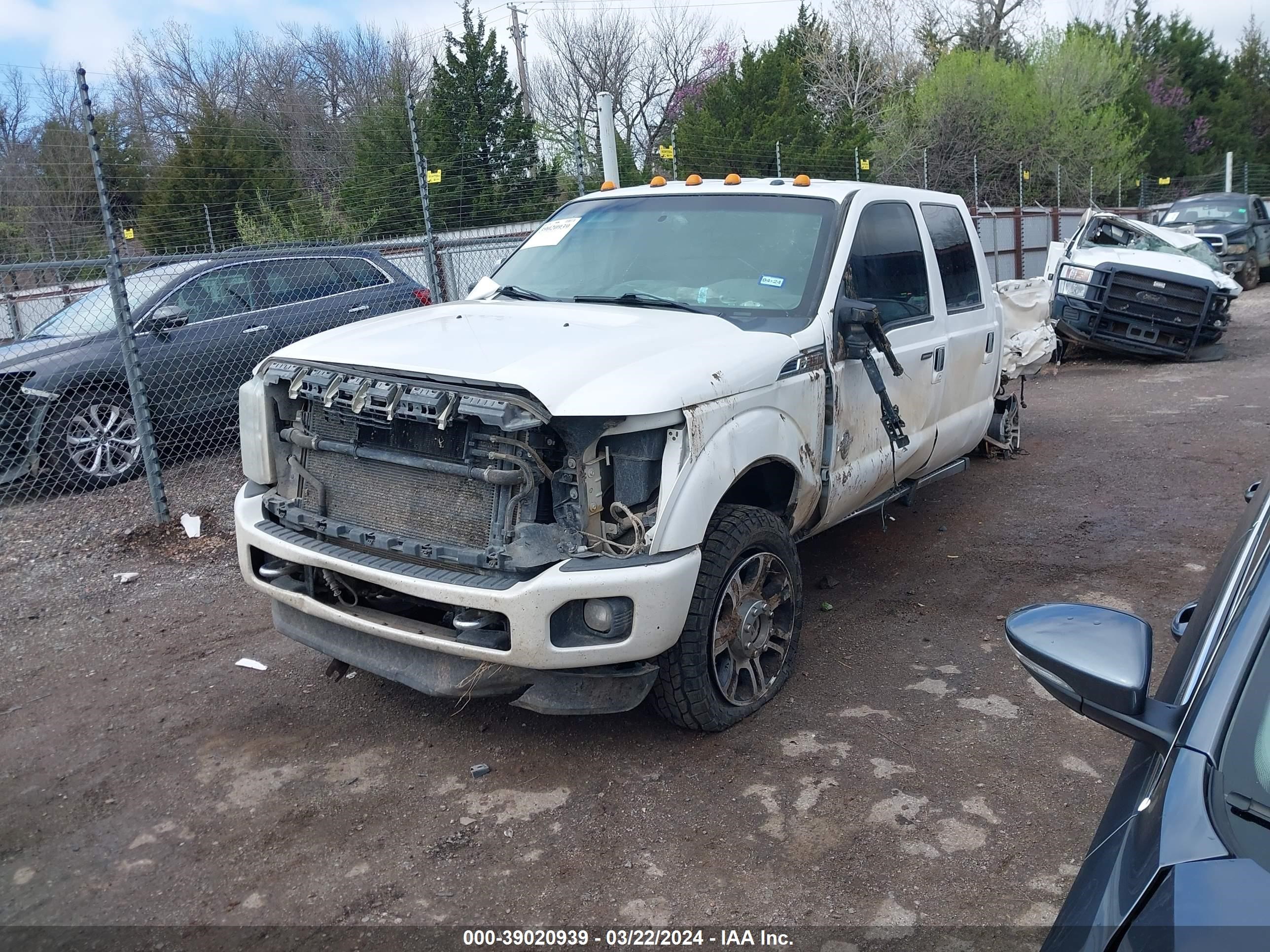 Photo 1 VIN: 1FT8W3BT1FEB60233 - FORD F350 