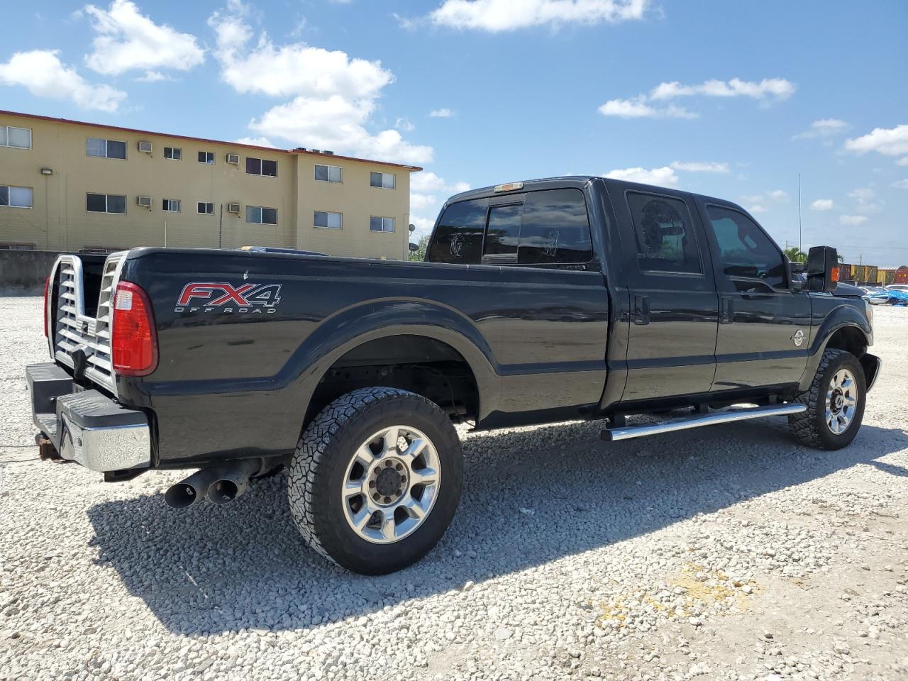 Photo 2 VIN: 1FT8W3BT1FED36634 - FORD F350 