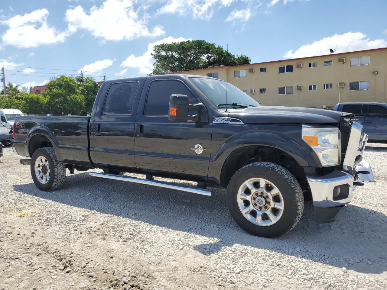 Photo 3 VIN: 1FT8W3BT1FED36634 - FORD F350 