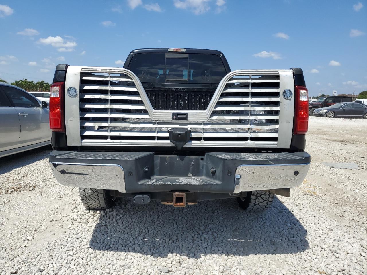 Photo 5 VIN: 1FT8W3BT1FED36634 - FORD F350 