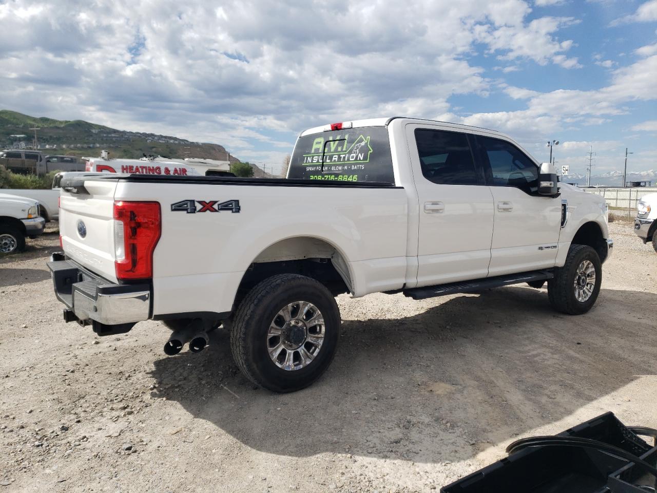 Photo 2 VIN: 1FT8W3BT1HEF14707 - FORD F350 