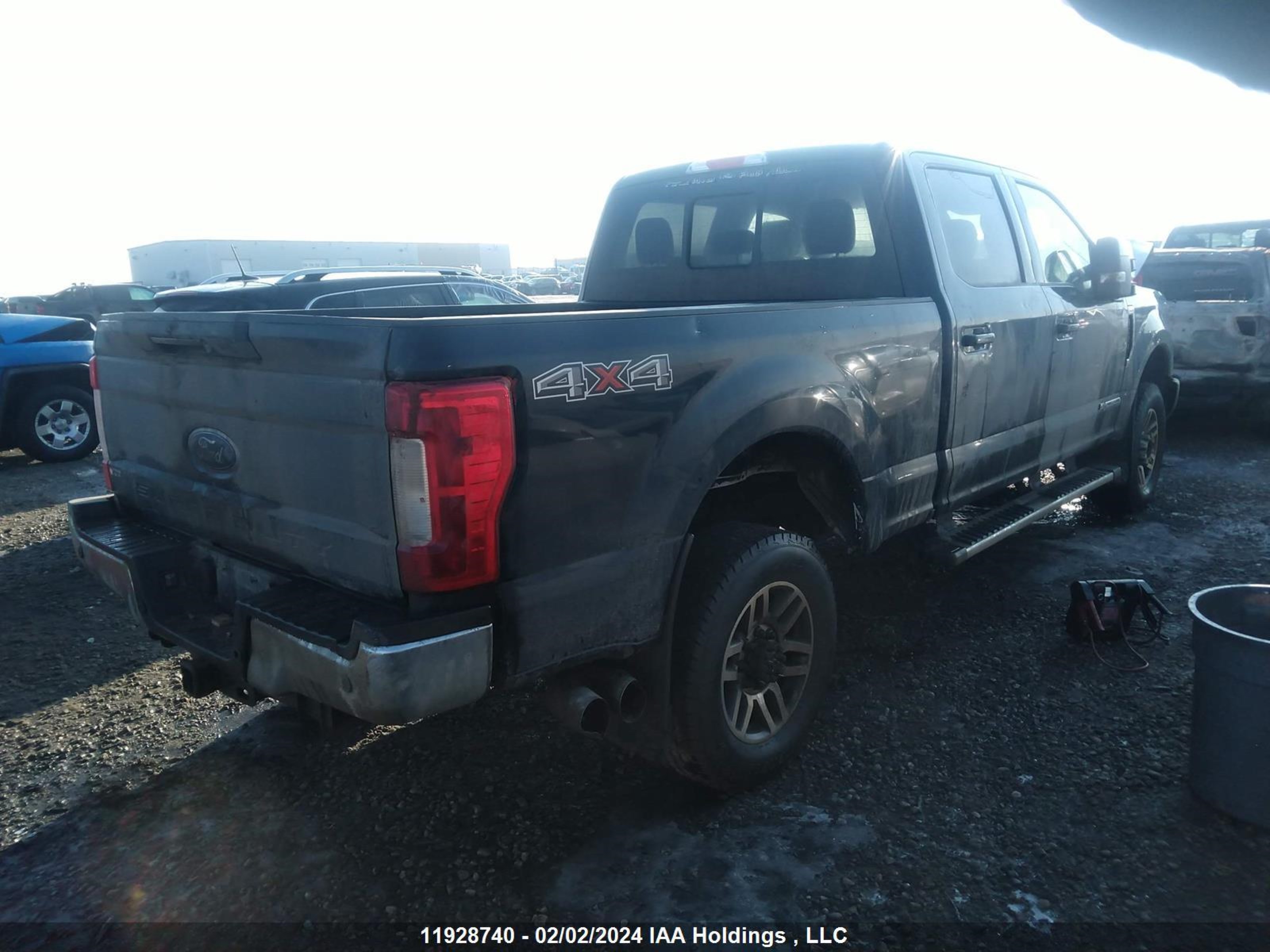 Photo 3 VIN: 1FT8W3BT1KEG18380 - FORD F350 