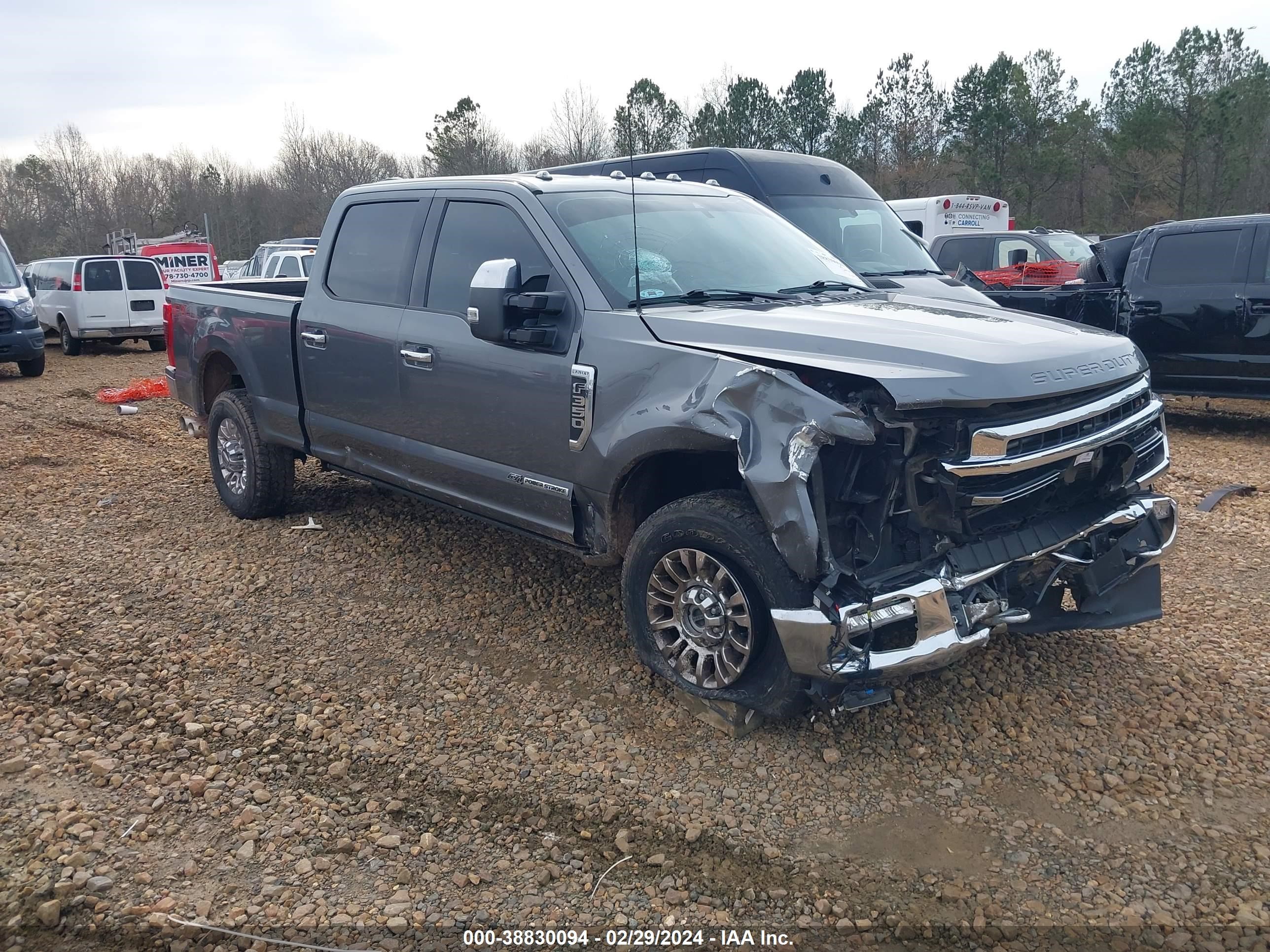 Photo 0 VIN: 1FT8W3BT1NED68949 - FORD F350 