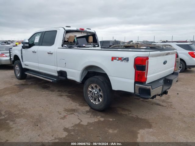 Photo 2 VIN: 1FT8W3BT2PEC55871 - FORD F-350 