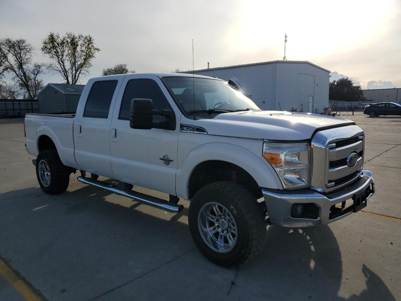 Photo 3 VIN: 1FT8W3BT3CEB30369 - FORD F350 