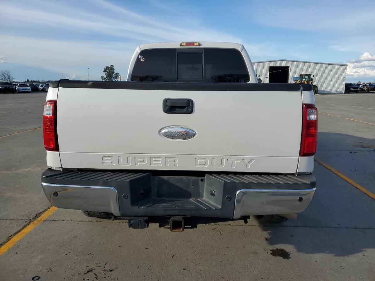 Photo 5 VIN: 1FT8W3BT3CEB30369 - FORD F350 