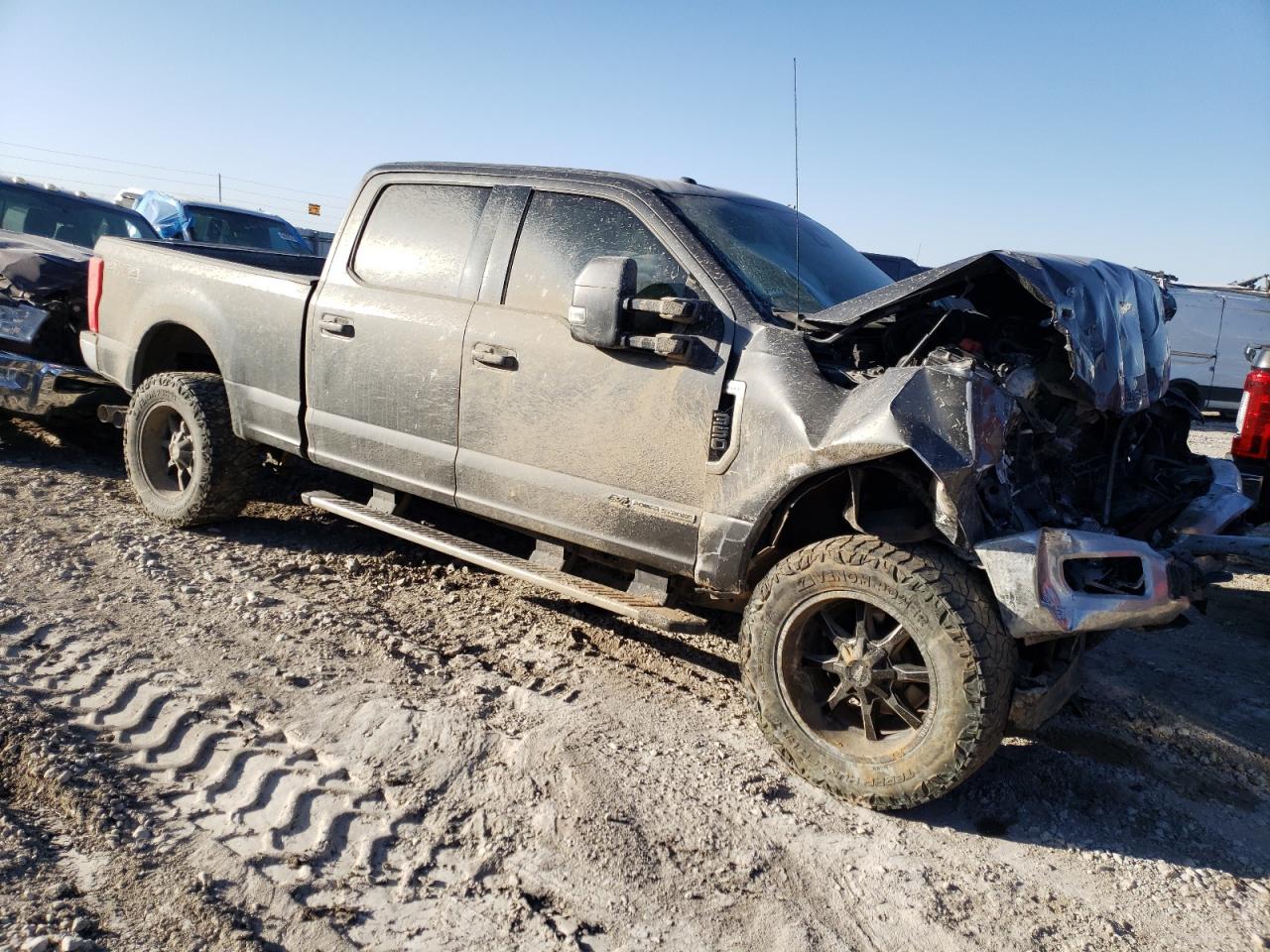 Photo 3 VIN: 1FT8W3BT3HEE67308 - FORD F350 