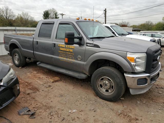 Photo 3 VIN: 1FT8W3BT4BEB70362 - FORD F350 