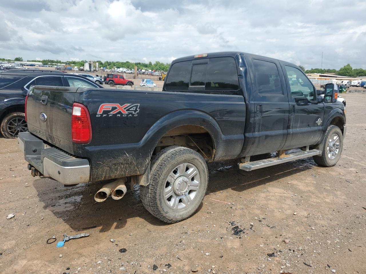 Photo 2 VIN: 1FT8W3BT4CEA15117 - FORD F350 