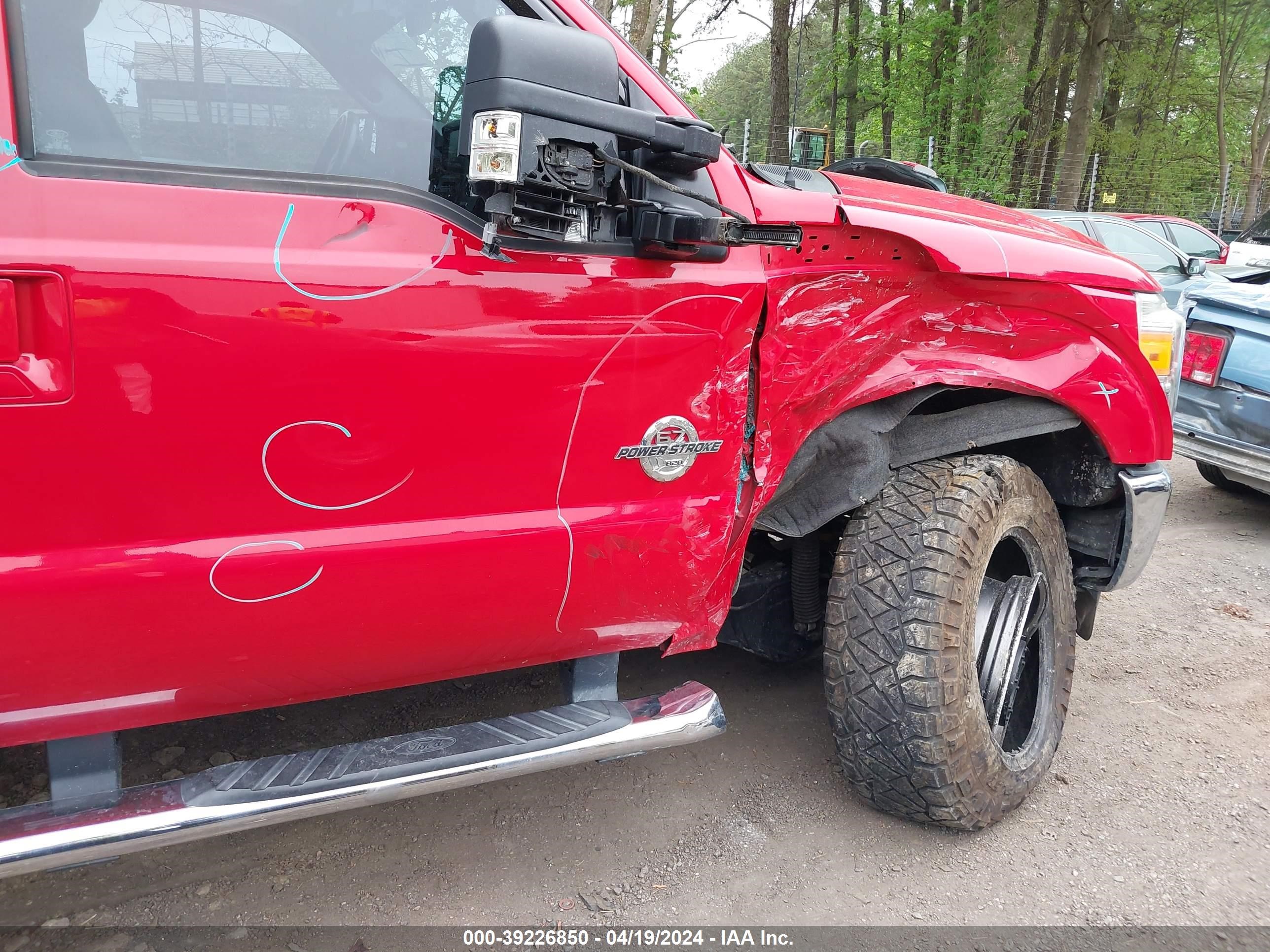 Photo 13 VIN: 1FT8W3BT4EEA20000 - FORD F350 