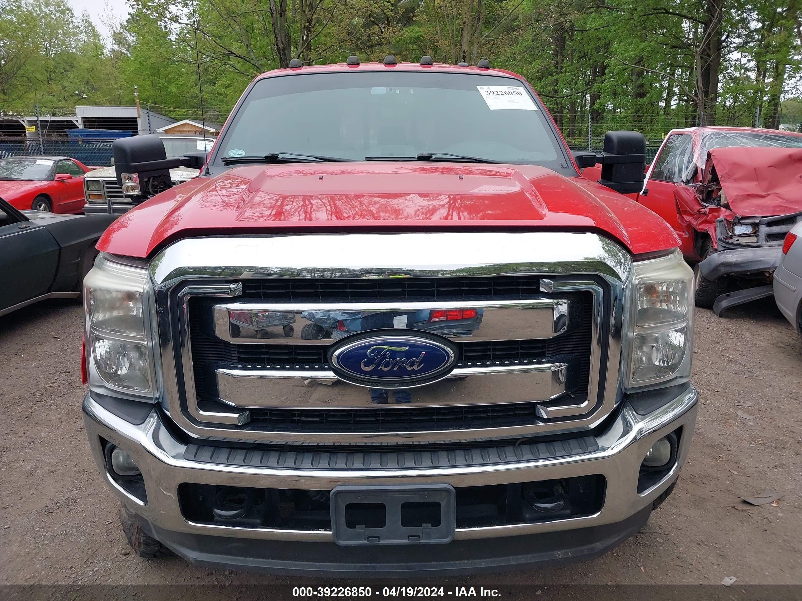 Photo 14 VIN: 1FT8W3BT4EEA20000 - FORD F350 