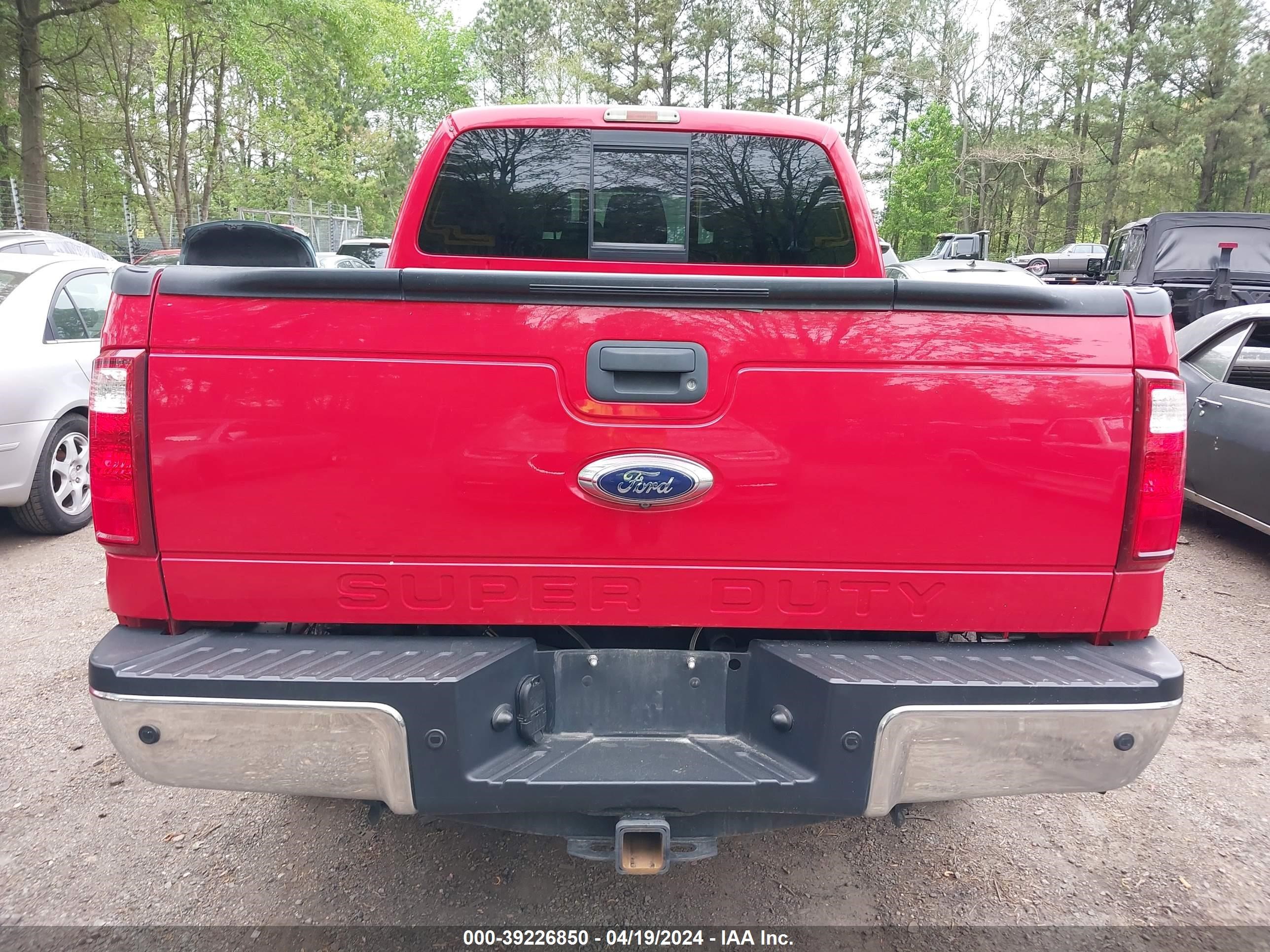 Photo 17 VIN: 1FT8W3BT4EEA20000 - FORD F350 