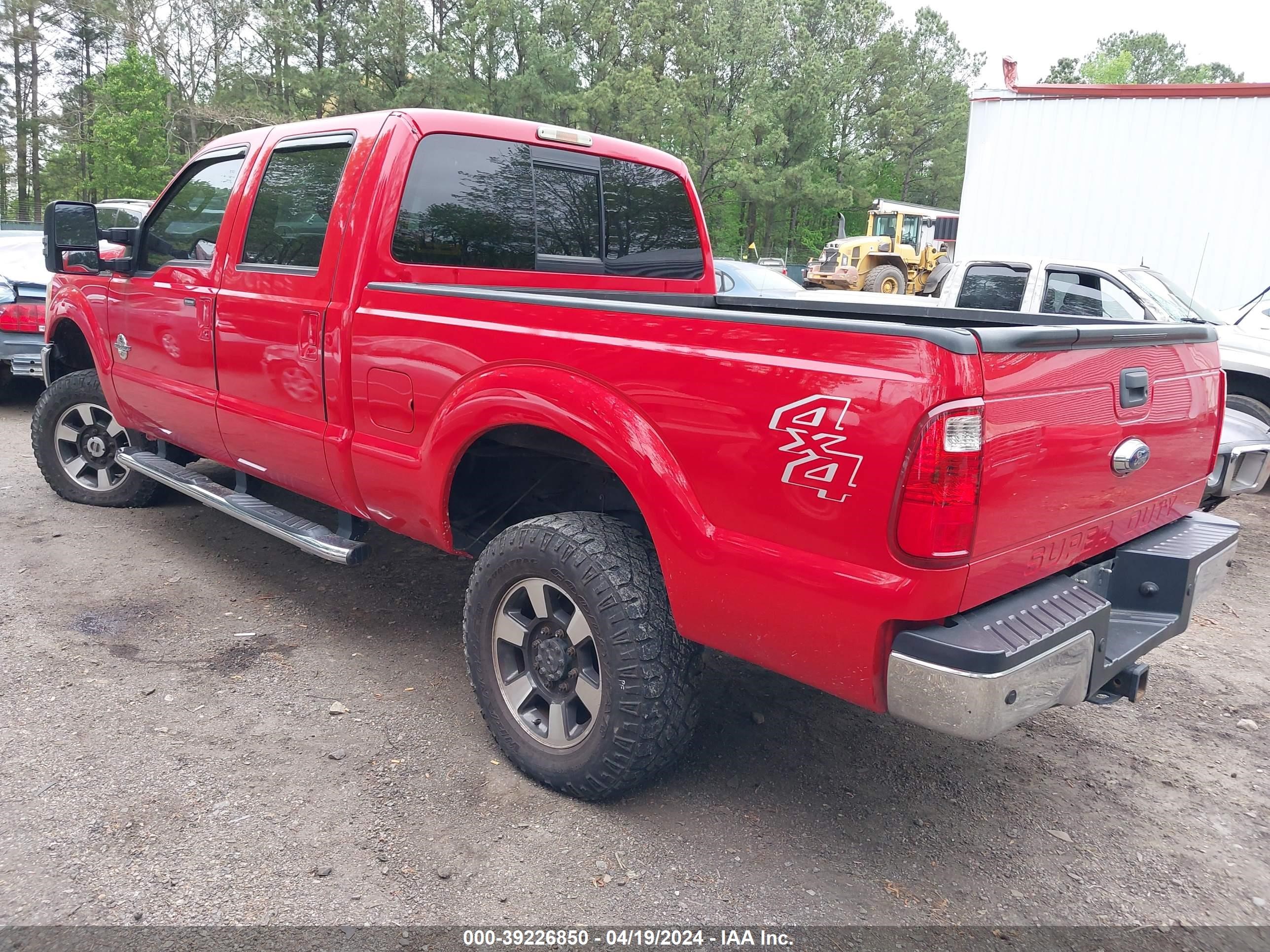 Photo 2 VIN: 1FT8W3BT4EEA20000 - FORD F350 