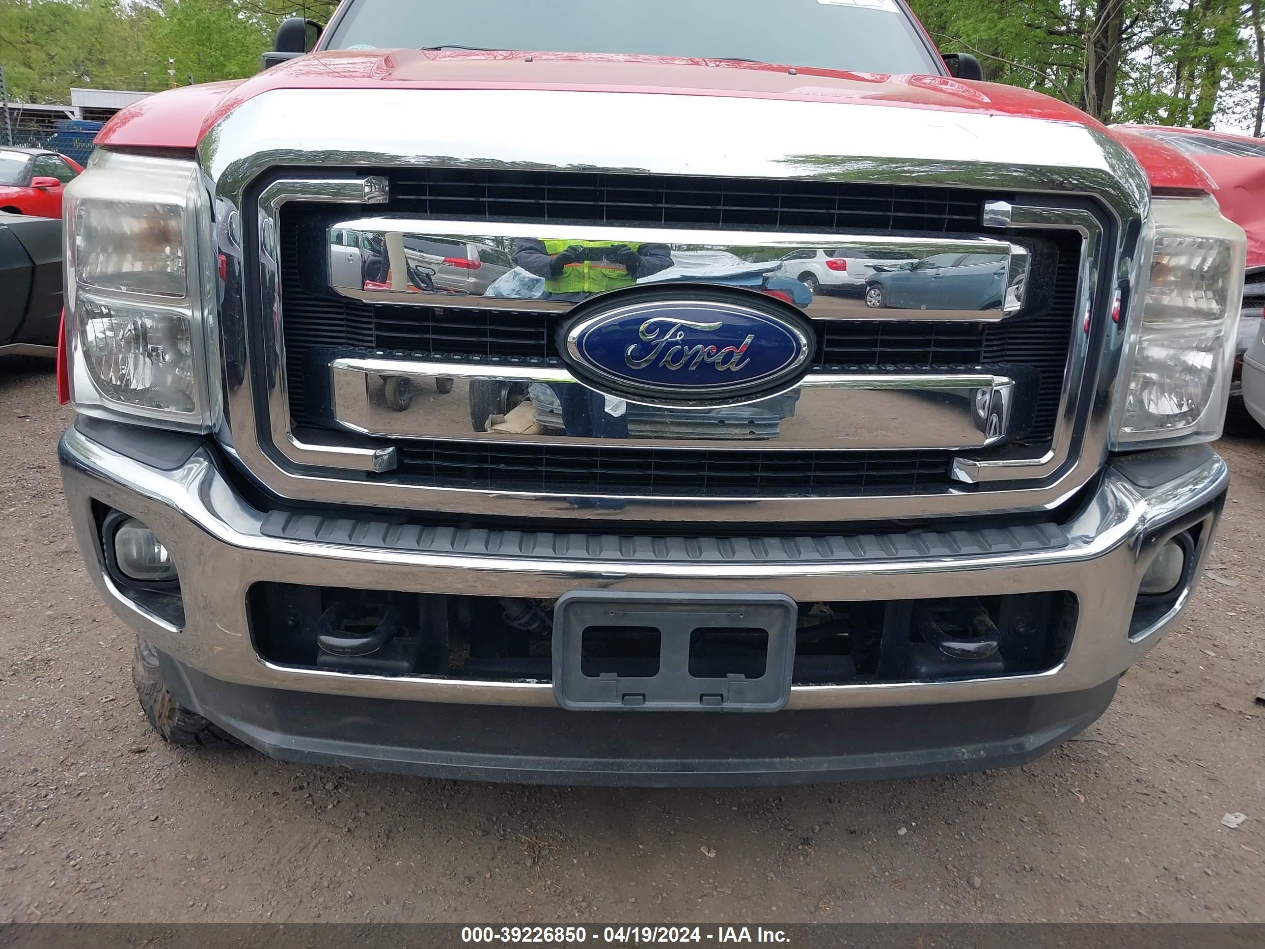 Photo 21 VIN: 1FT8W3BT4EEA20000 - FORD F350 