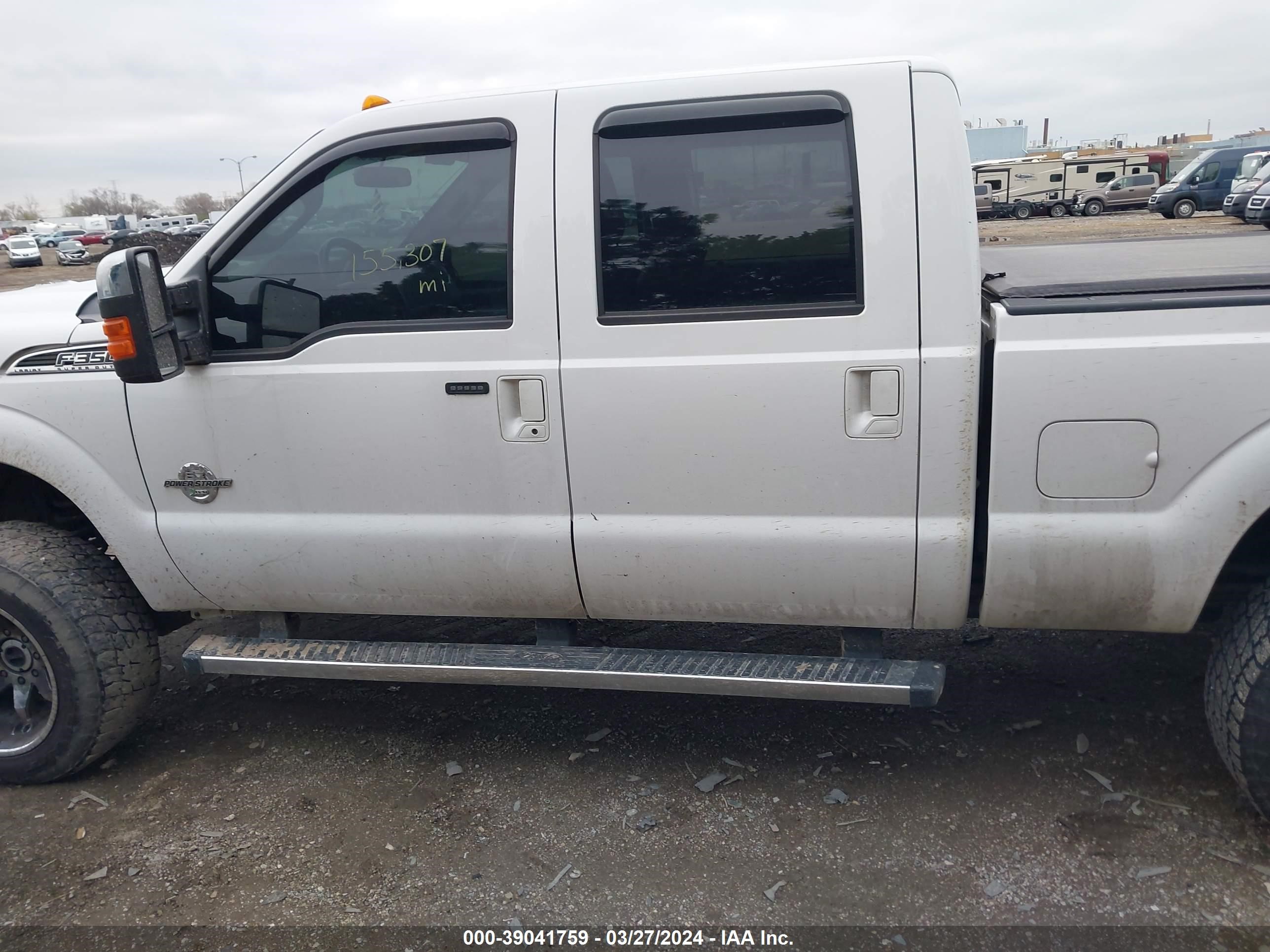 Photo 16 VIN: 1FT8W3BT4FEA62779 - FORD F350 