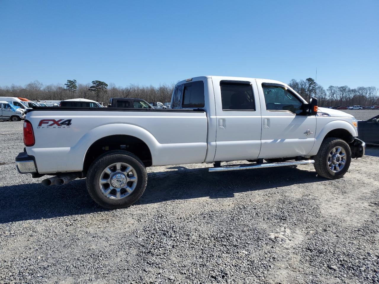 Photo 2 VIN: 1FT8W3BT4FEC30128 - FORD F350 