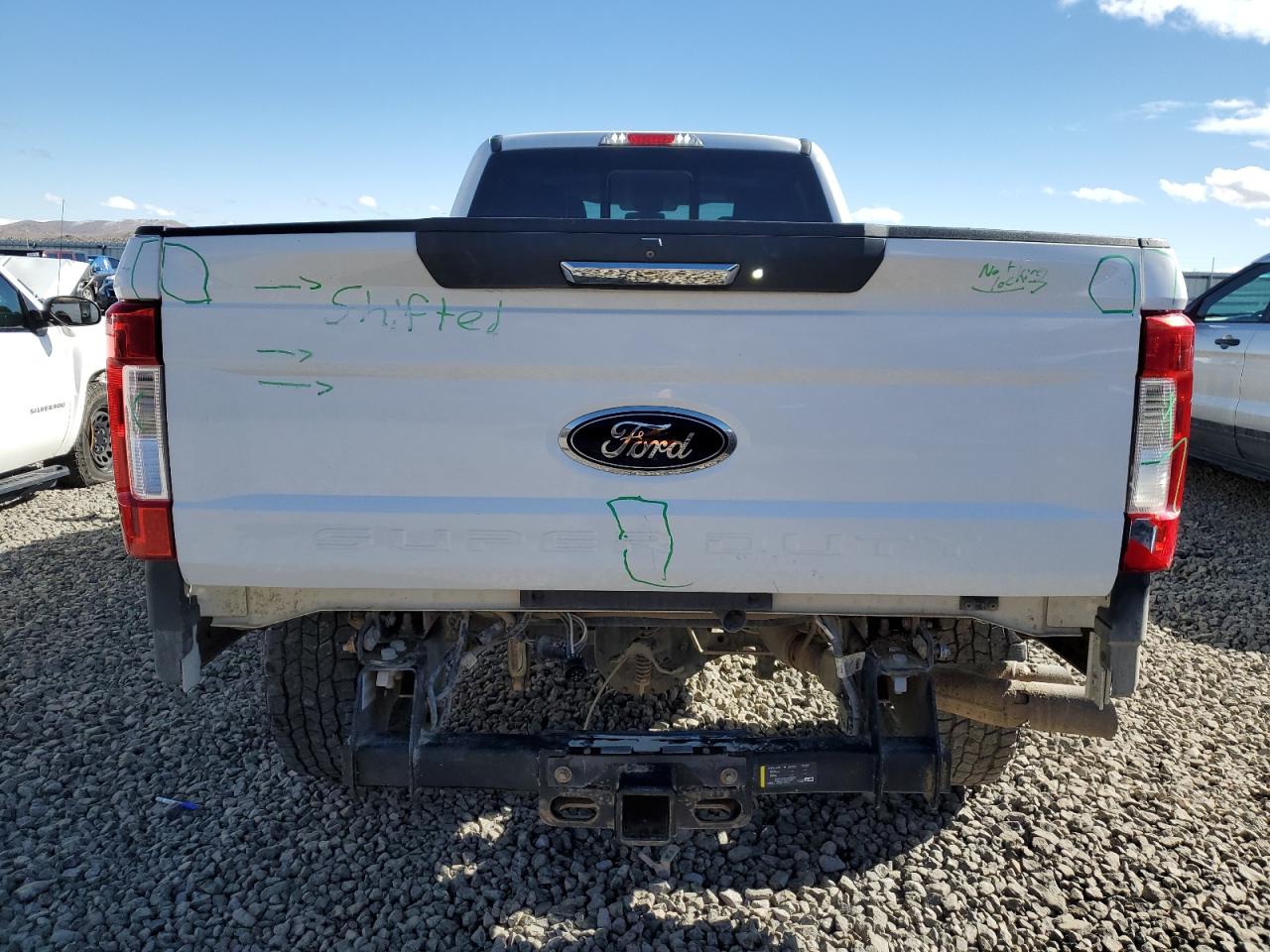 Photo 5 VIN: 1FT8W3BT4HEB29187 - FORD F350 