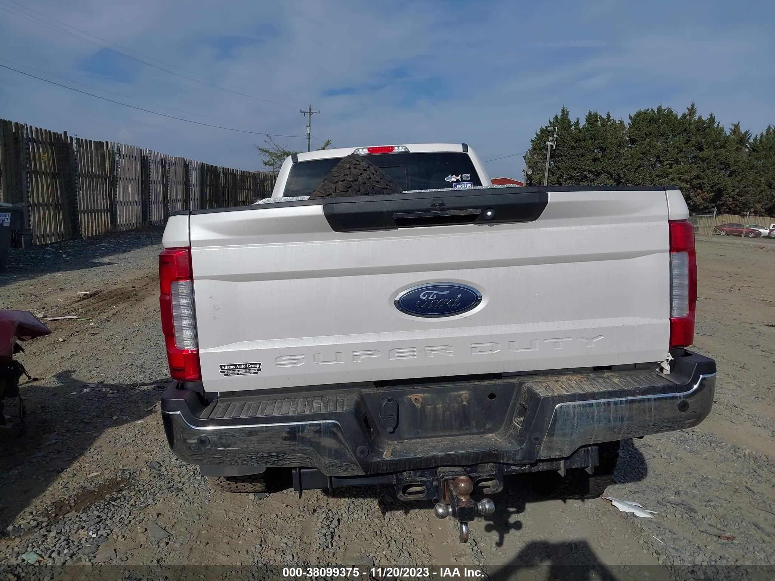 Photo 7 VIN: 1FT8W3BT4HEB73593 - FORD F350 