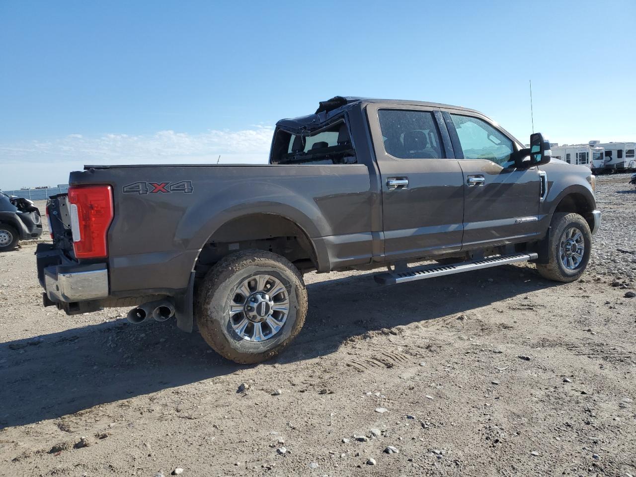 Photo 2 VIN: 1FT8W3BT4HEC09279 - FORD F350 