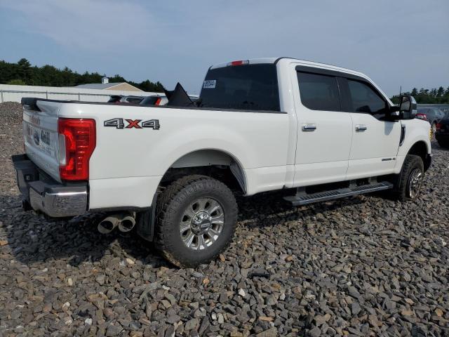 Photo 2 VIN: 1FT8W3BT4HEC17737 - FORD F350 SUPER 