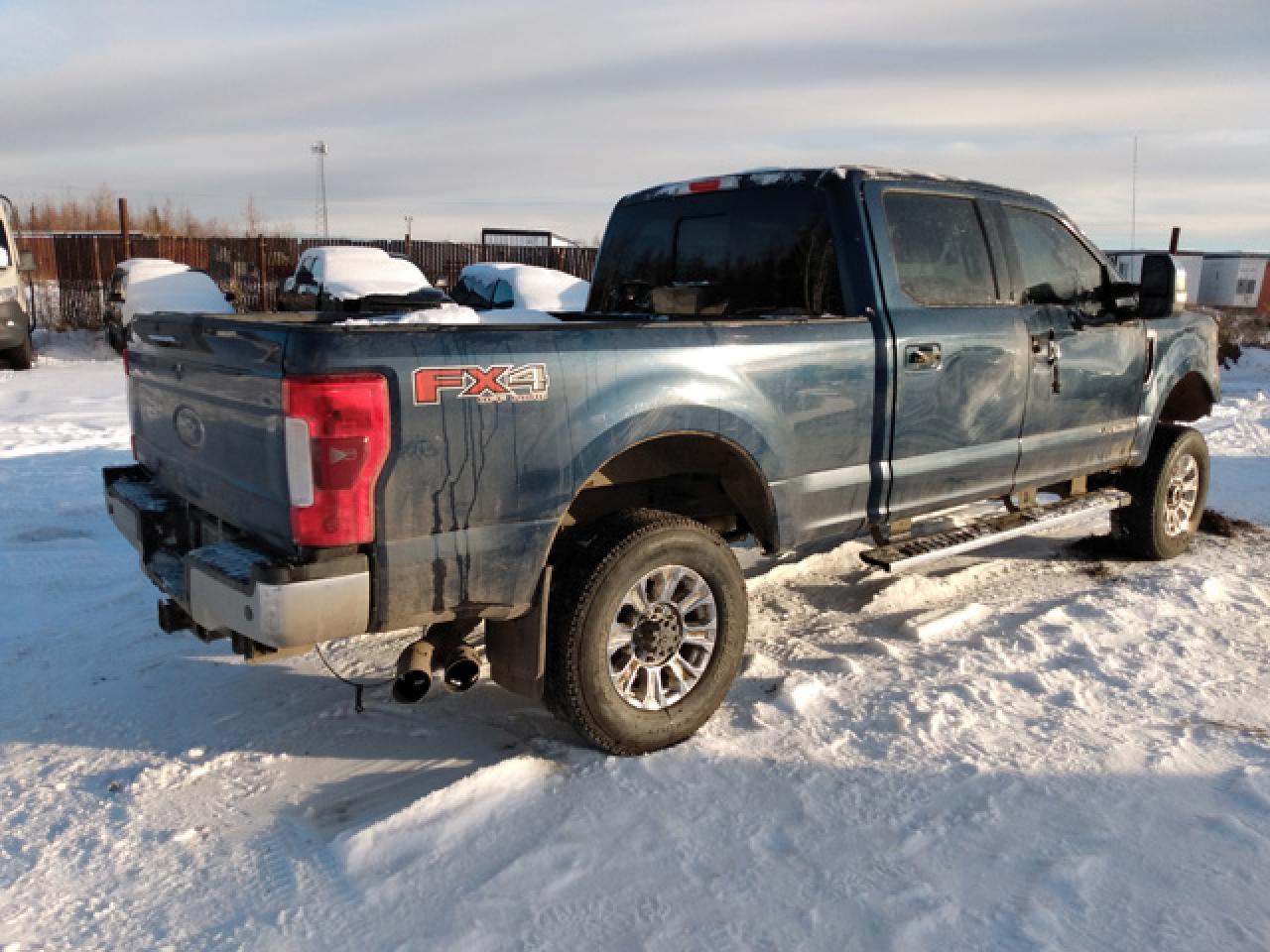 Photo 2 VIN: 1FT8W3BT4HEC55775 - FORD F350 