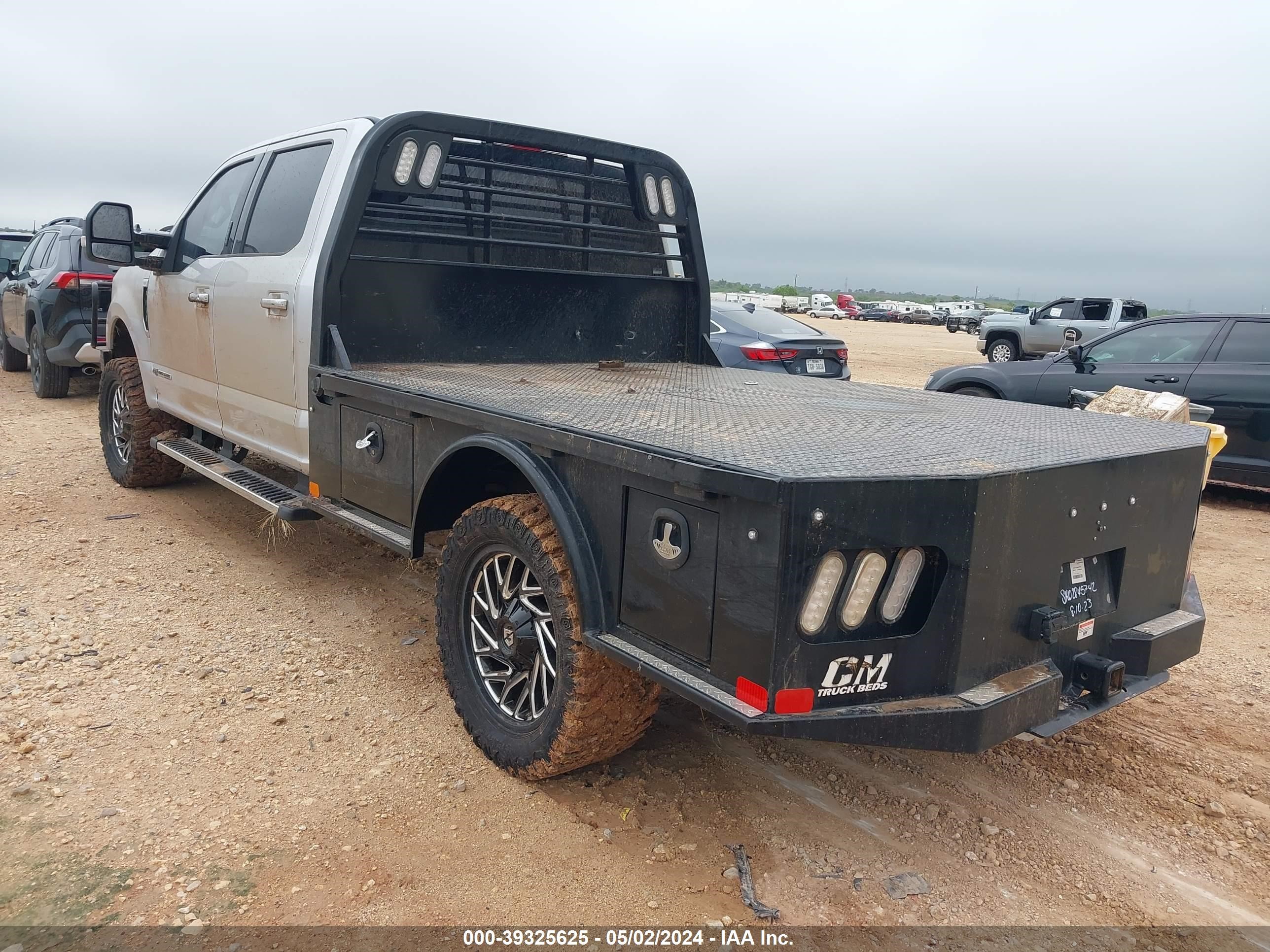 Photo 2 VIN: 1FT8W3BT4KEC78562 - FORD F350 