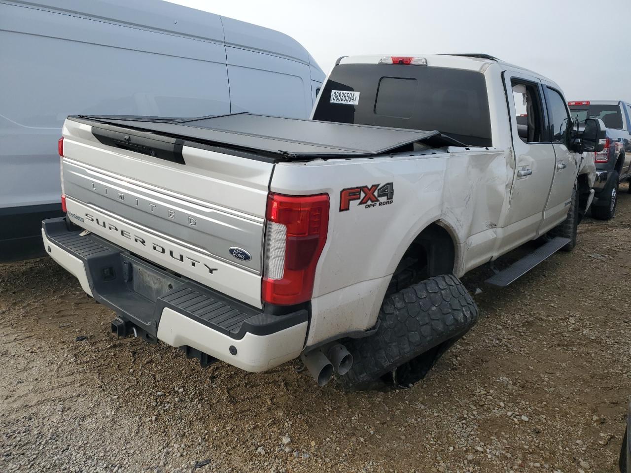 Photo 2 VIN: 1FT8W3BT4KEE19016 - FORD F350 