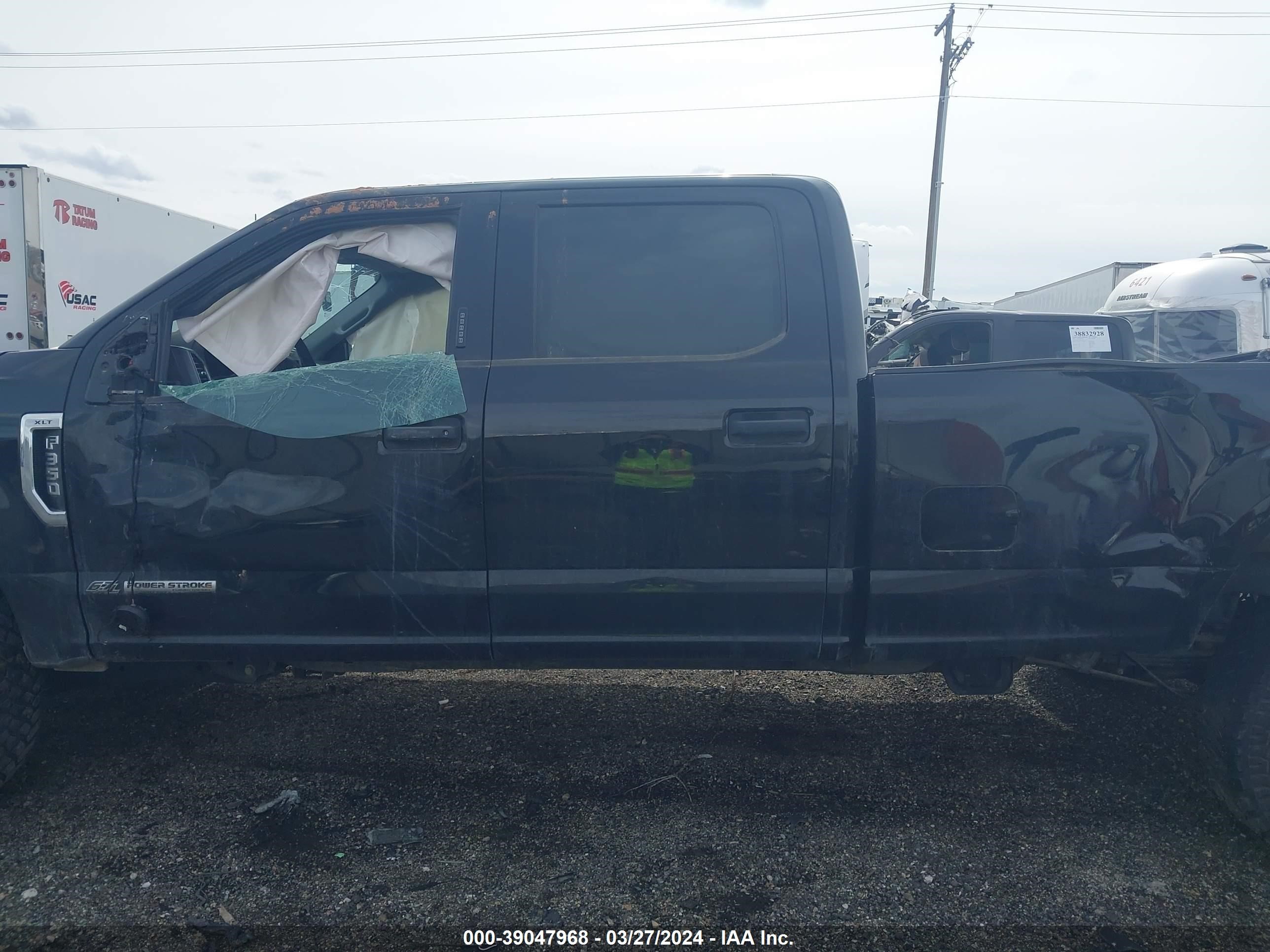 Photo 13 VIN: 1FT8W3BT4NEE28108 - FORD F350 