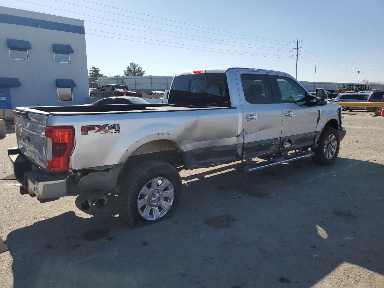 Photo 2 VIN: 1FT8W3BT5HEC85464 - FORD F350 