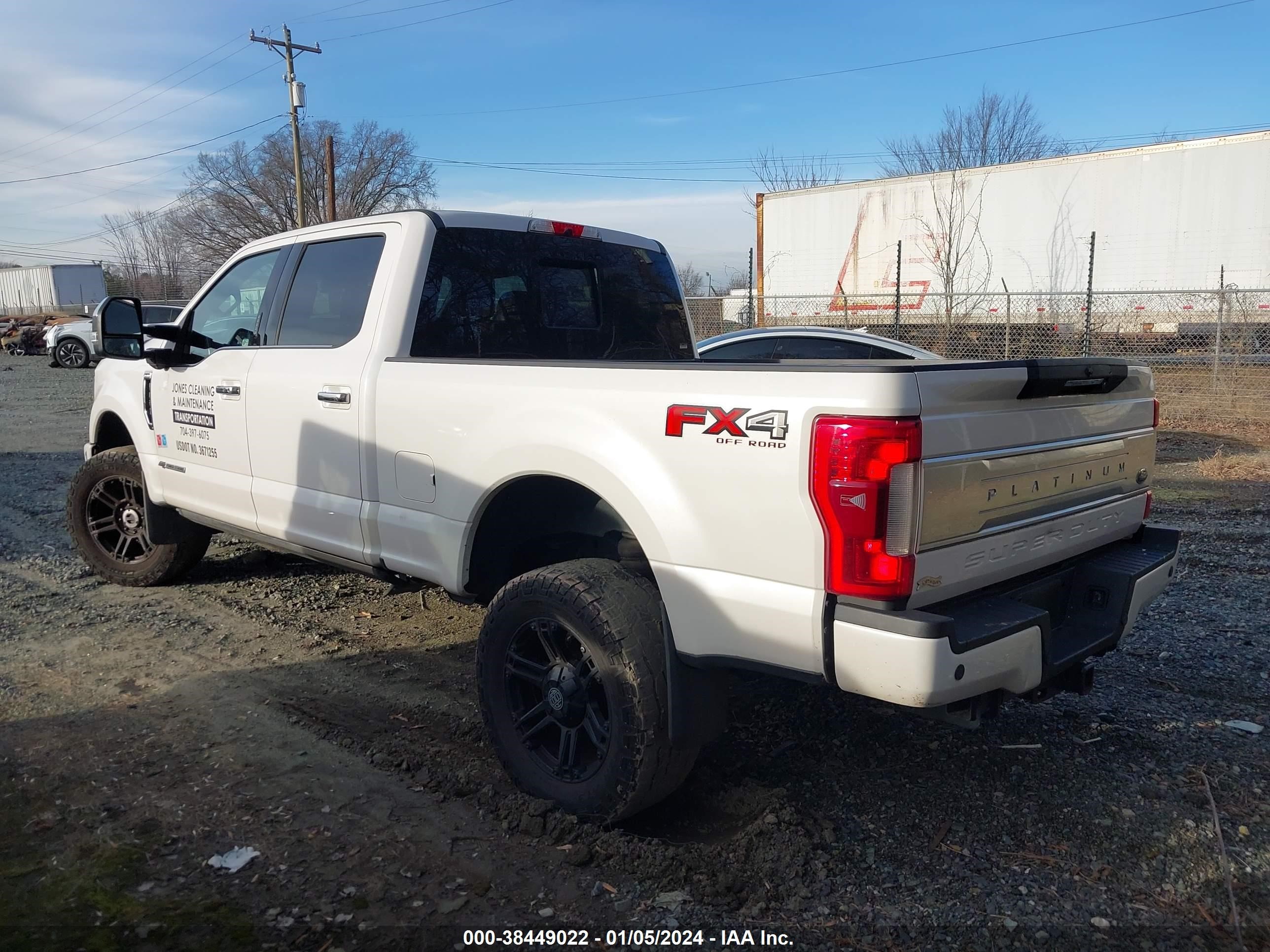 Photo 2 VIN: 1FT8W3BT5HEE38408 - FORD F350 