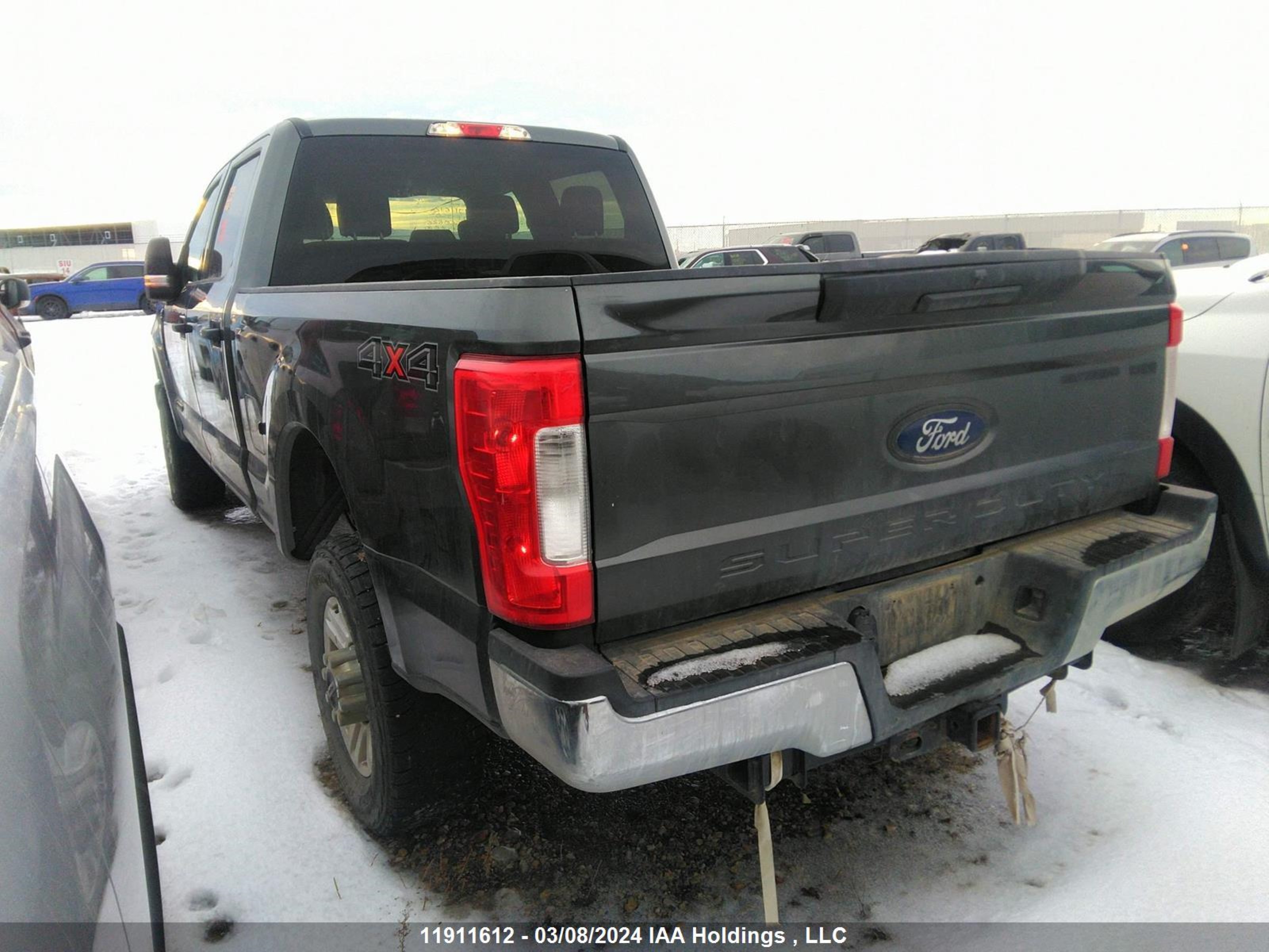 Photo 2 VIN: 1FT8W3BT5KEG60826 - FORD F350 