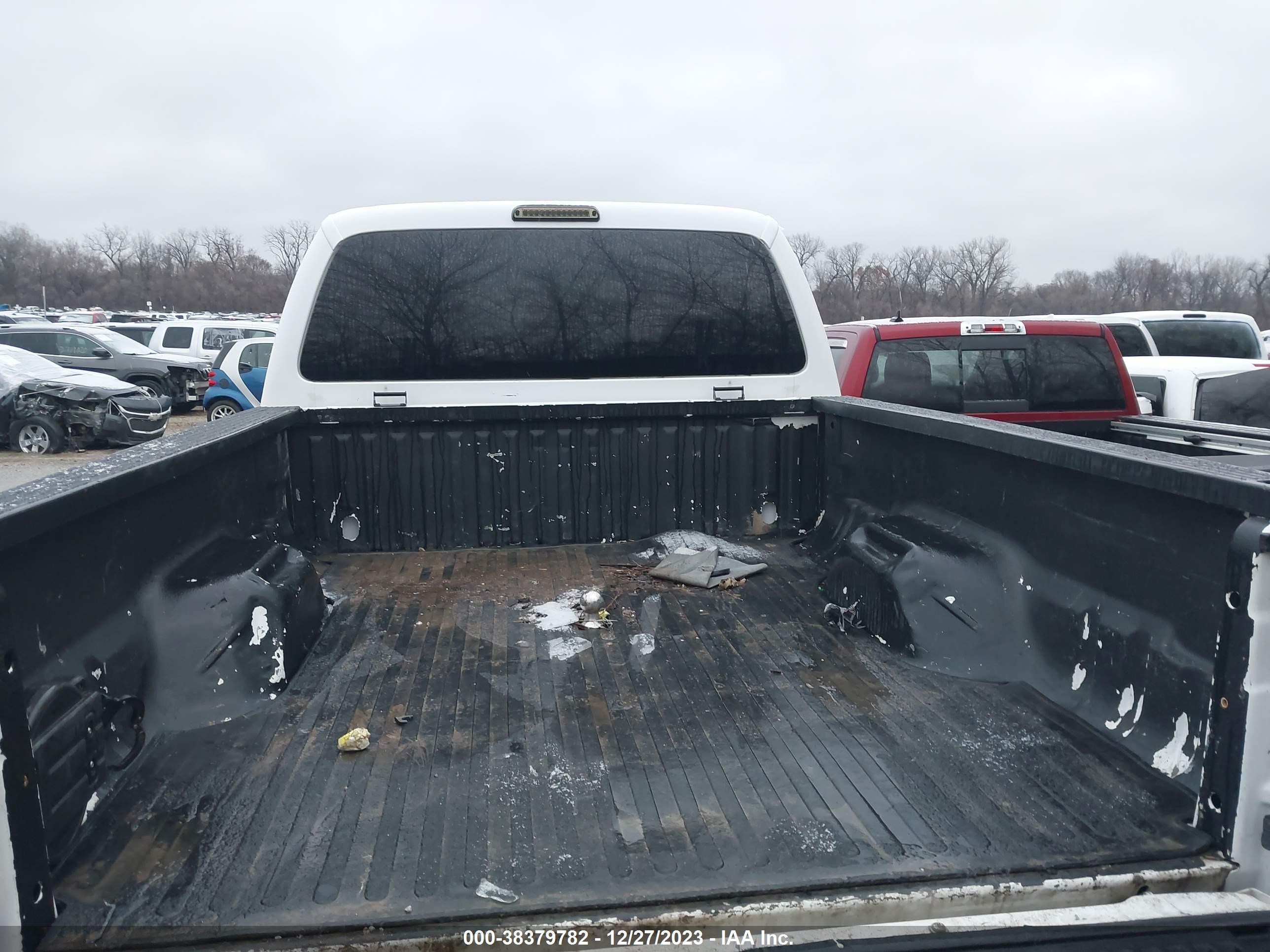 Photo 6 VIN: 1FT8W3BT6BEA12587 - FORD F350 