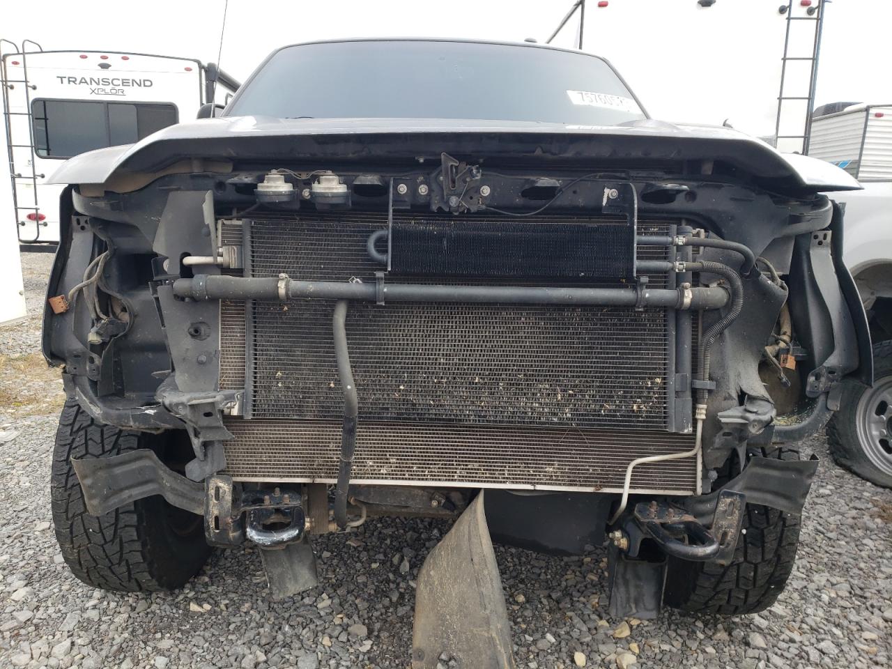 Photo 4 VIN: 1FT8W3BT6DEA63302 - FORD F350 