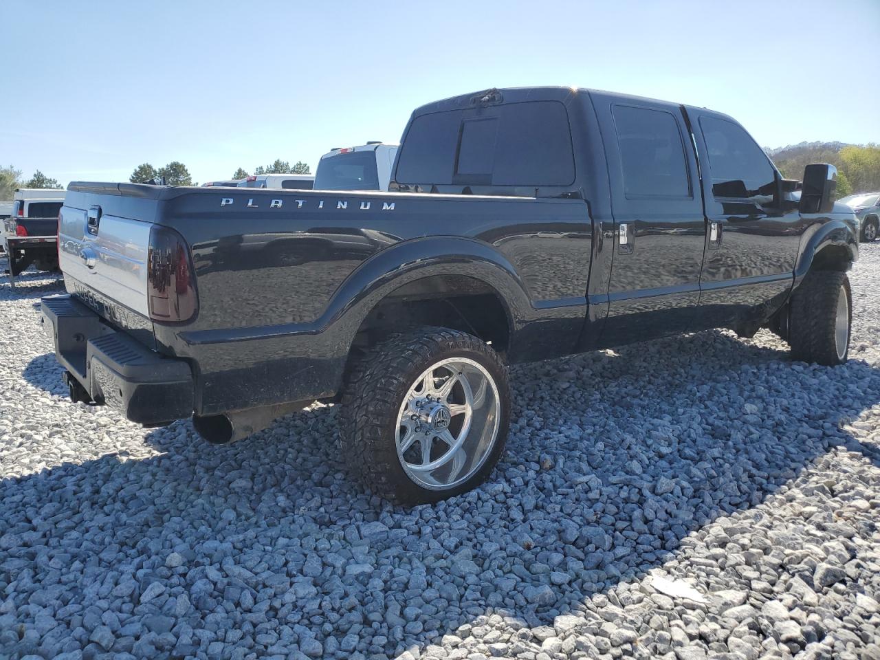 Photo 2 VIN: 1FT8W3BT6DEB83780 - FORD F350 