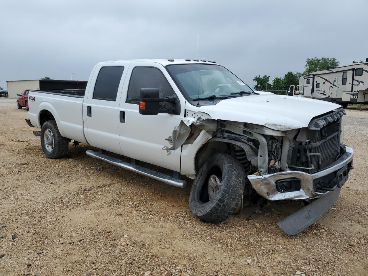 Photo 3 VIN: 1FT8W3BT6EEA52656 - FORD F350 