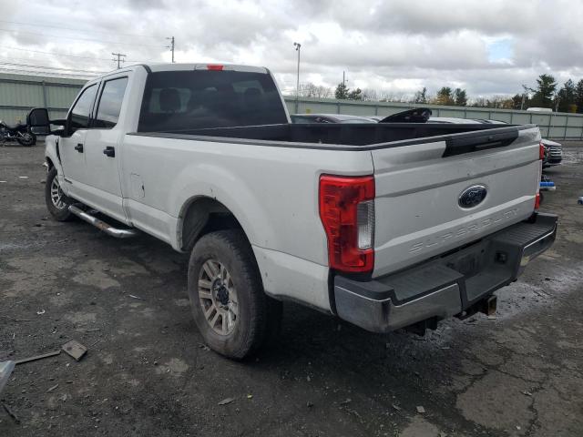 Photo 2 VIN: 1FT8W3BT6JEB72693 - FORD F350 SUPER 