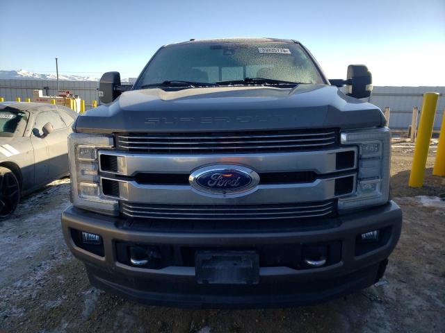 Photo 4 VIN: 1FT8W3BT6JEC96608 - FORD F350 SUPER 