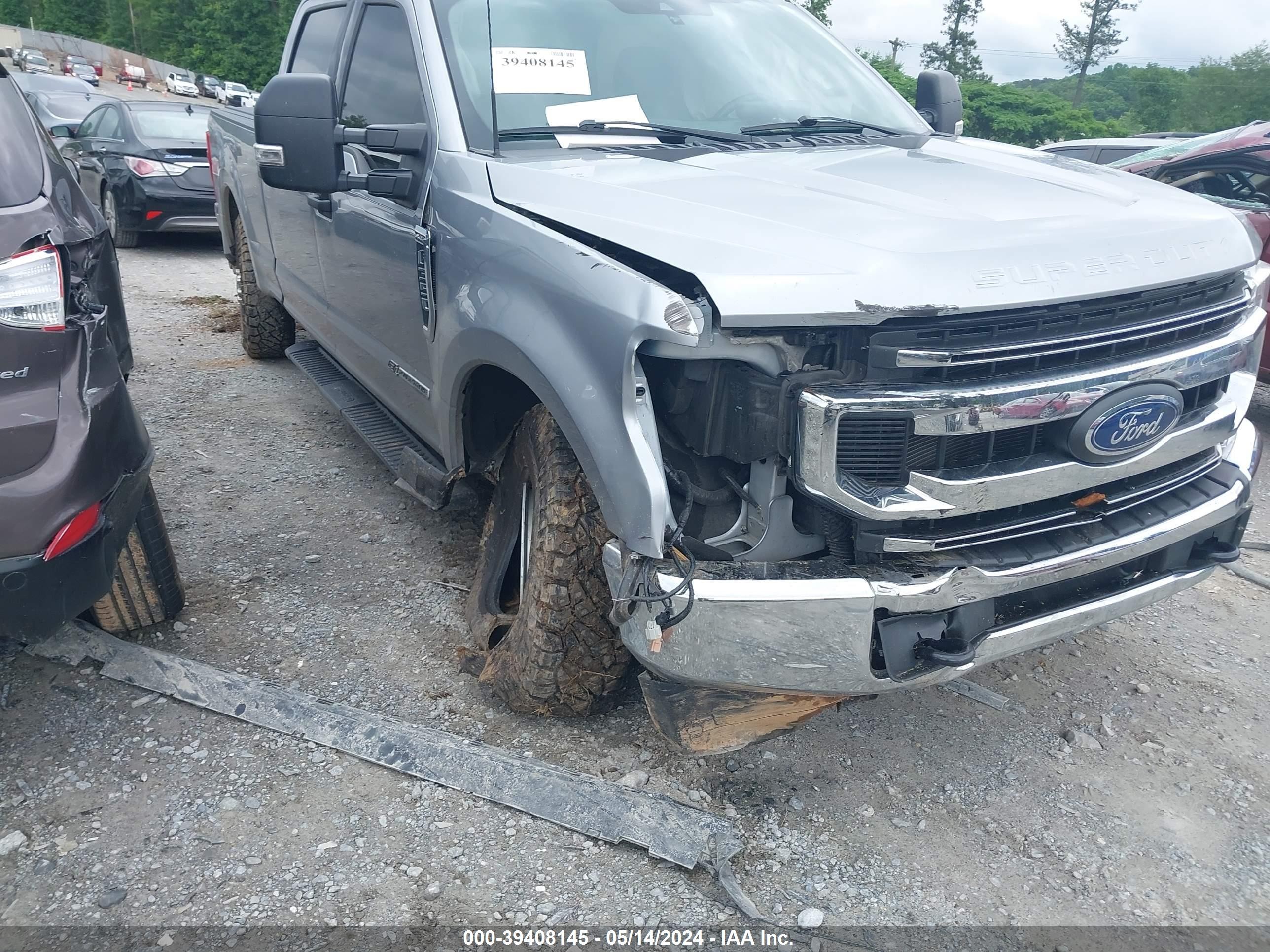 Photo 5 VIN: 1FT8W3BT6NEF60349 - FORD F350 